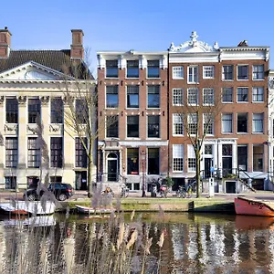 Stayokay Stadsdoelen - Refurbished November 2024 , Amsterdam Netherlands